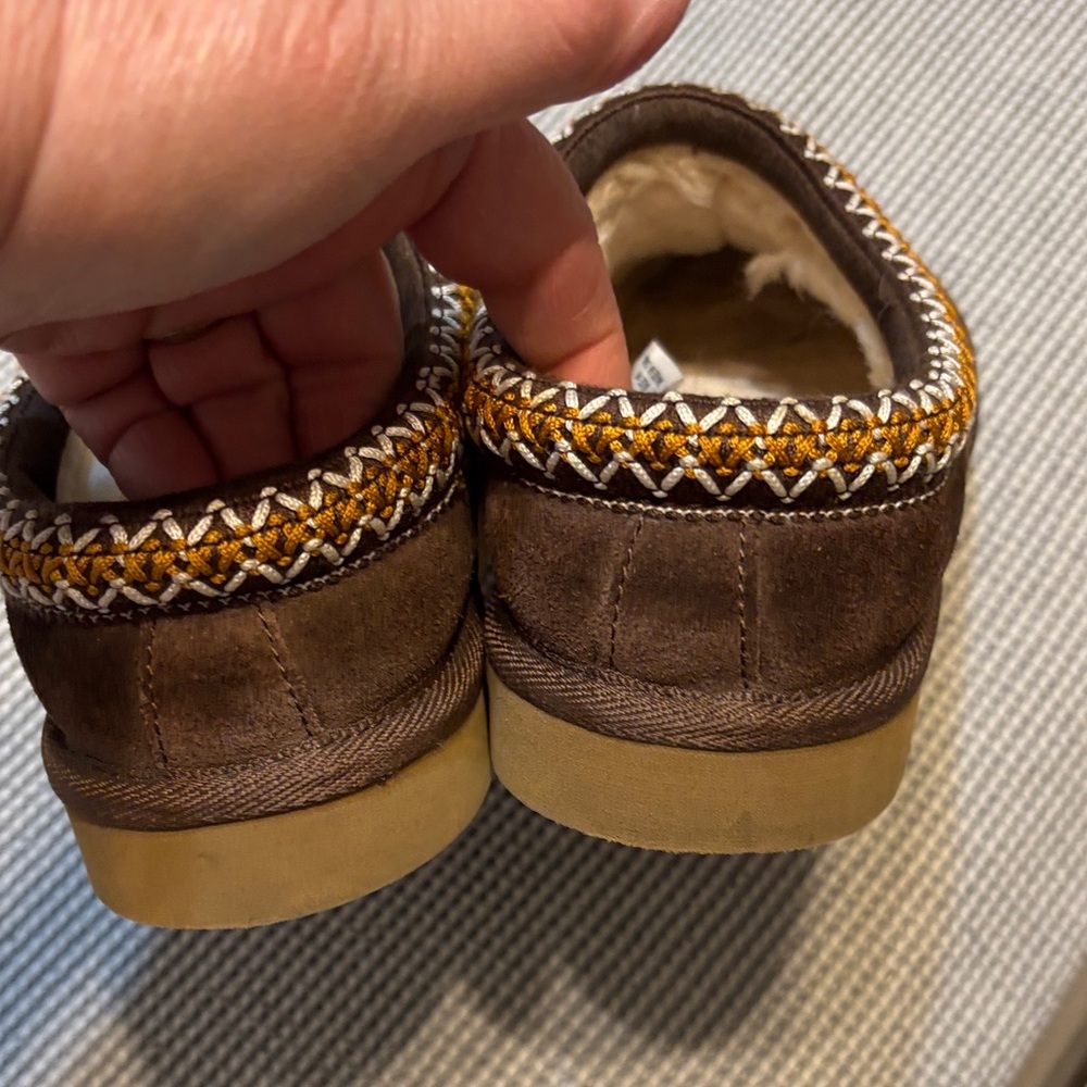 Ugg womens Brown Suede Slip-On Cozy Clog with Patterned Trim - Picture 6 of 11